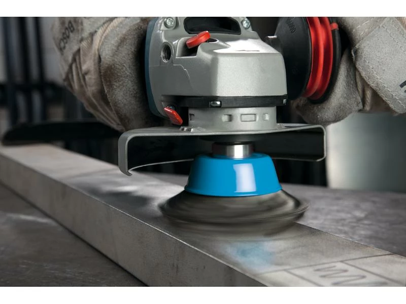 Bosch Professional Topfbürste gezopfter Stahldraht, 75 mm 4 Bosch Professional Topfbürste gezopfter Stahldraht, 75 mm – Bild 4