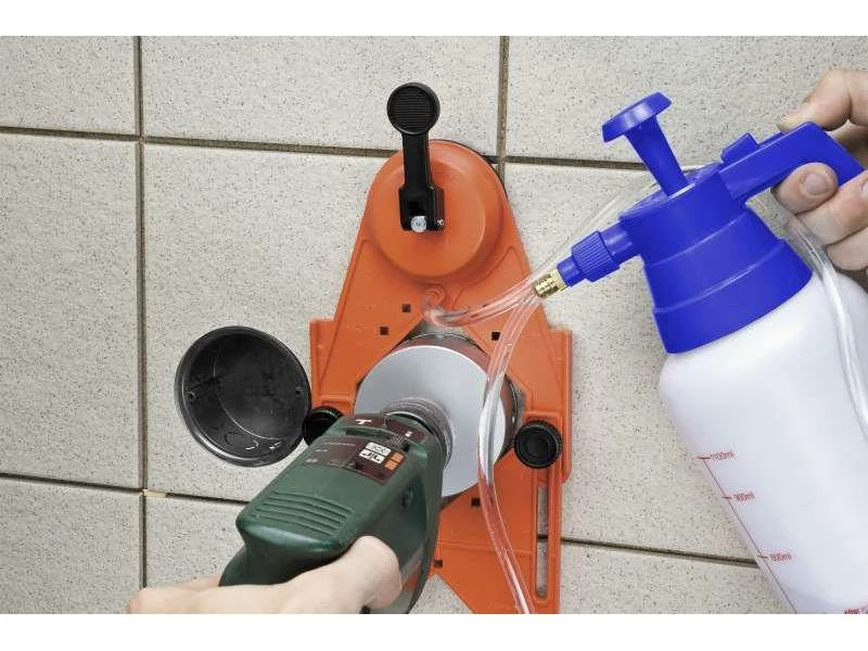 Kwb Wassersystem 40-83 mm Diamant-Lochsägen 2 Kwb Wassersystem 40-83 mm Diamant-Lochsägen – Bild 2